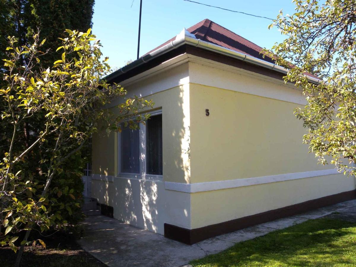 Holiday home in Balatonmariafürdo 19294 Balatonkeresztúr Exterior foto